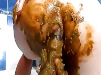 Incredibly messy solo masturbation movie features a scat fetish loving coed that shits a lot