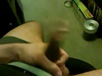 Want to play and suck my dick 