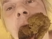 Sissypetty3